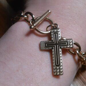 Cable Chain Cross Charm Ion Plated Yellow Gold Stainless Steel Bracelet (8 Inch)